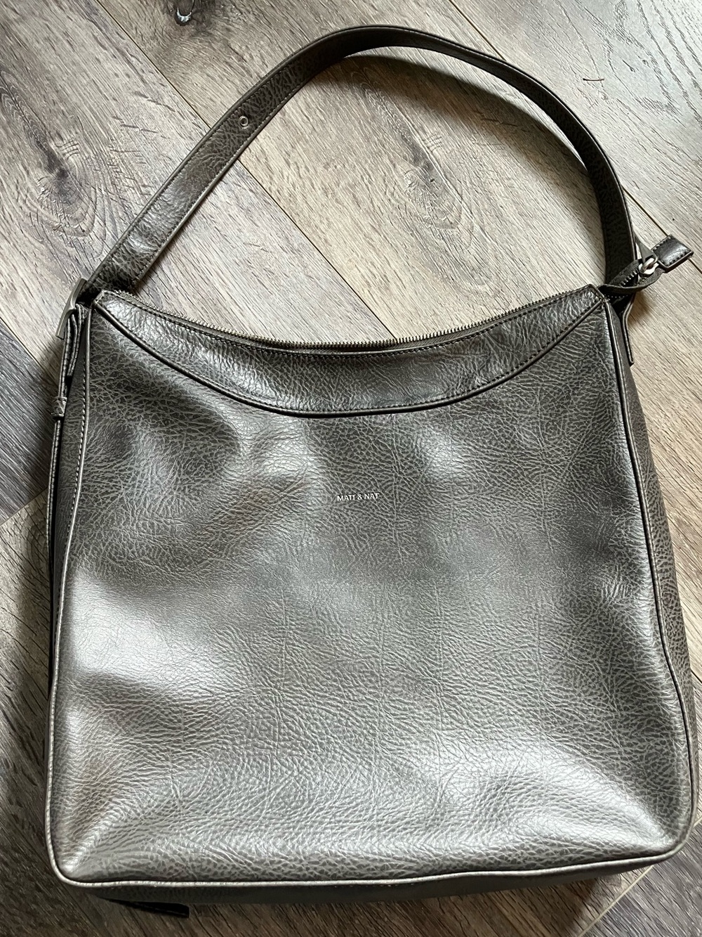 Matt & Nat Dark Grey Vegan Tote with Interior Pockets
